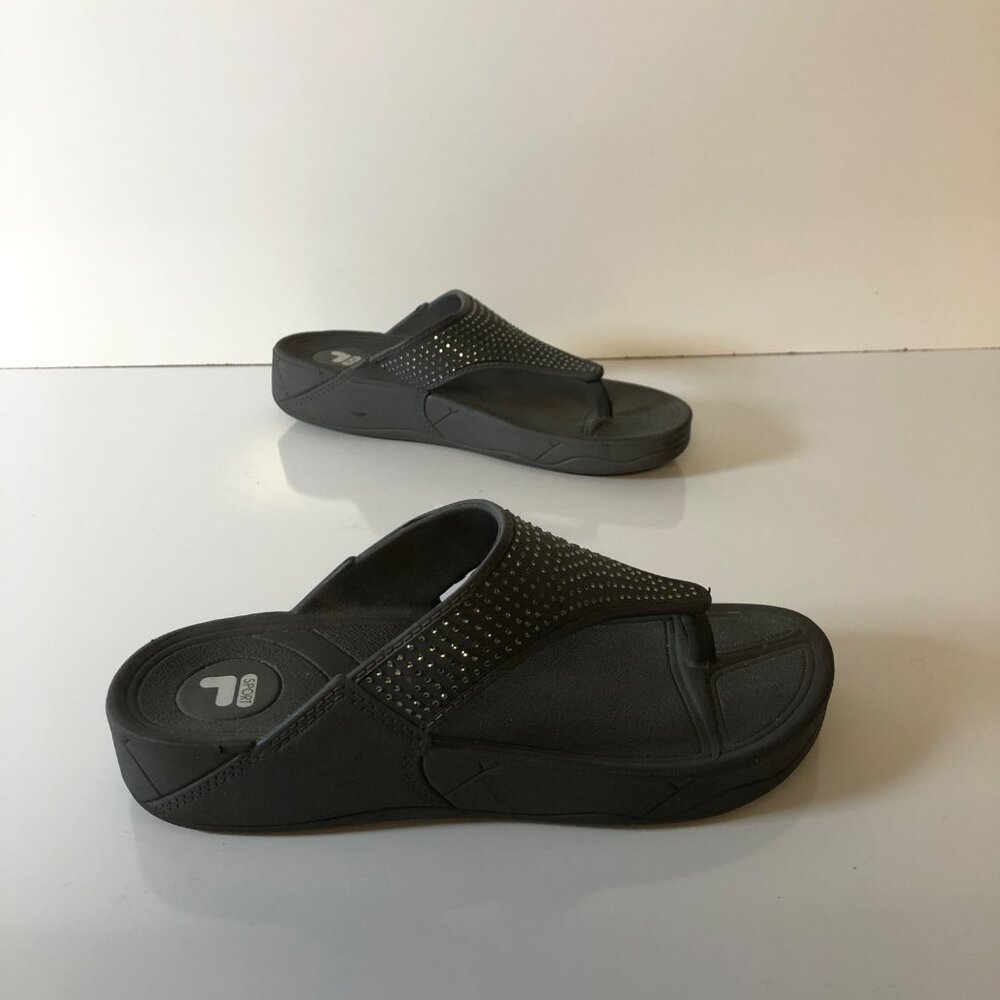 Sport Flip Flops Gray Rhinestones Womens Size 8 Sandals Beach Summer Travel